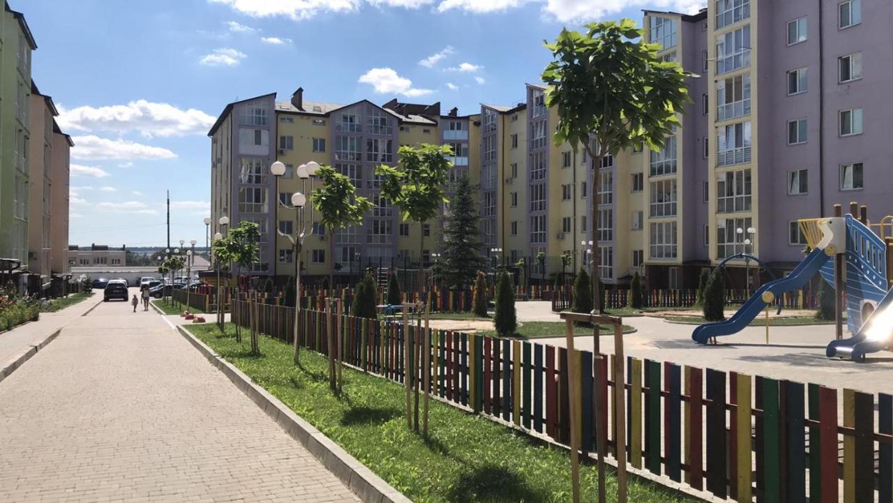Новые Апартаменты В Жк Барский Yakushintsy Buitenkant foto